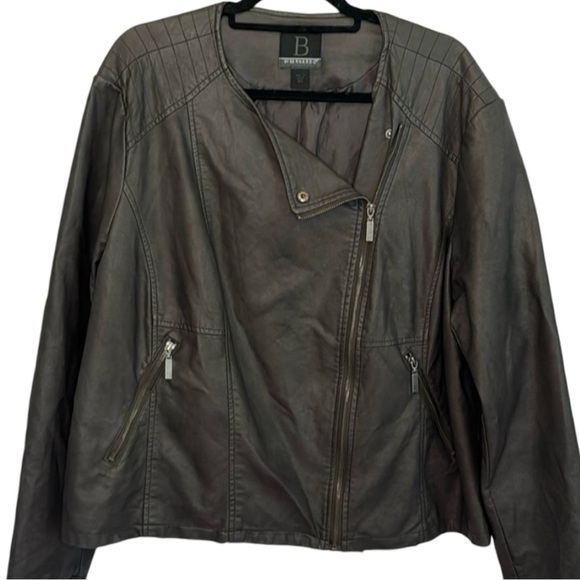 By Bernardo Gray Faux Leather Jacket in‎ Size 3X
